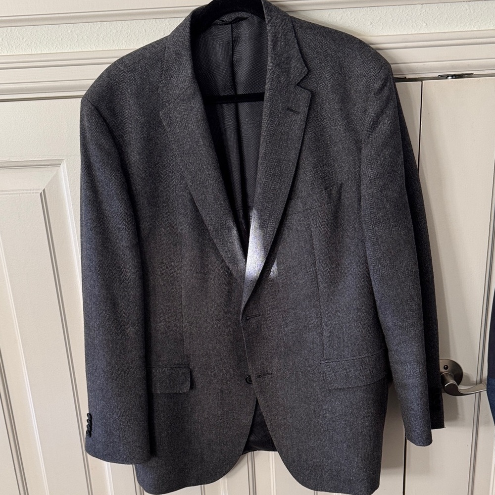 Hugo Boss Charcoal Gray Men's Blazer - Two-Button Sport Coat